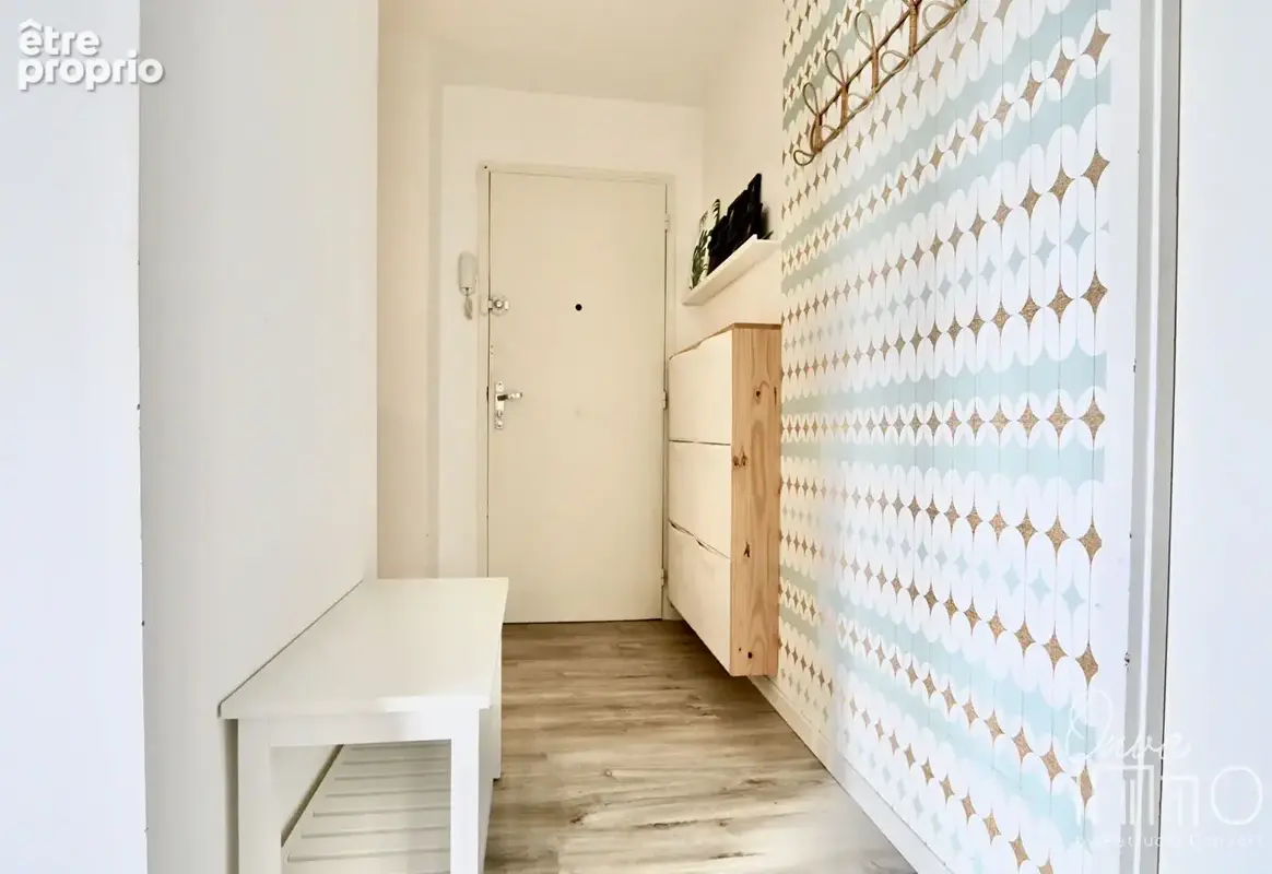 Caluire-et-Cuire - Lumineux T4 de 72m2 - photo 8