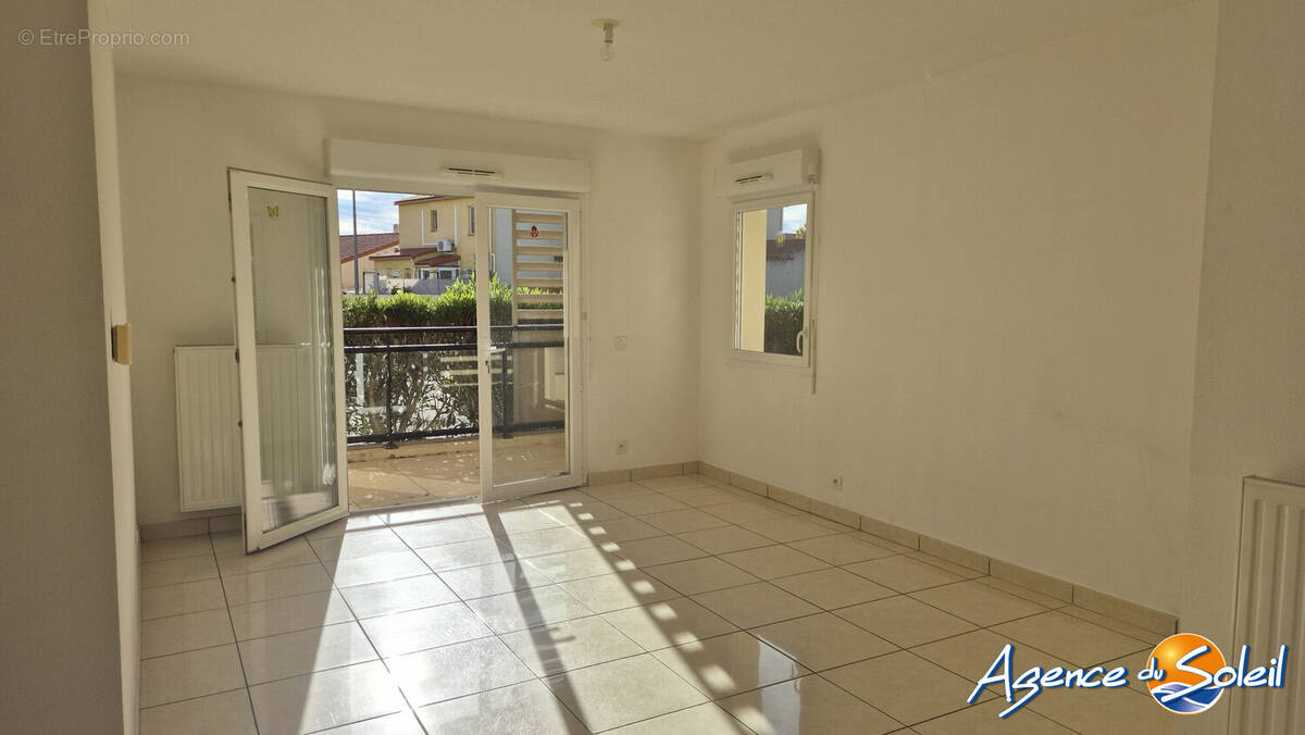 Appartement à SAINT-LAURENT-DE-LA-SALANQUE