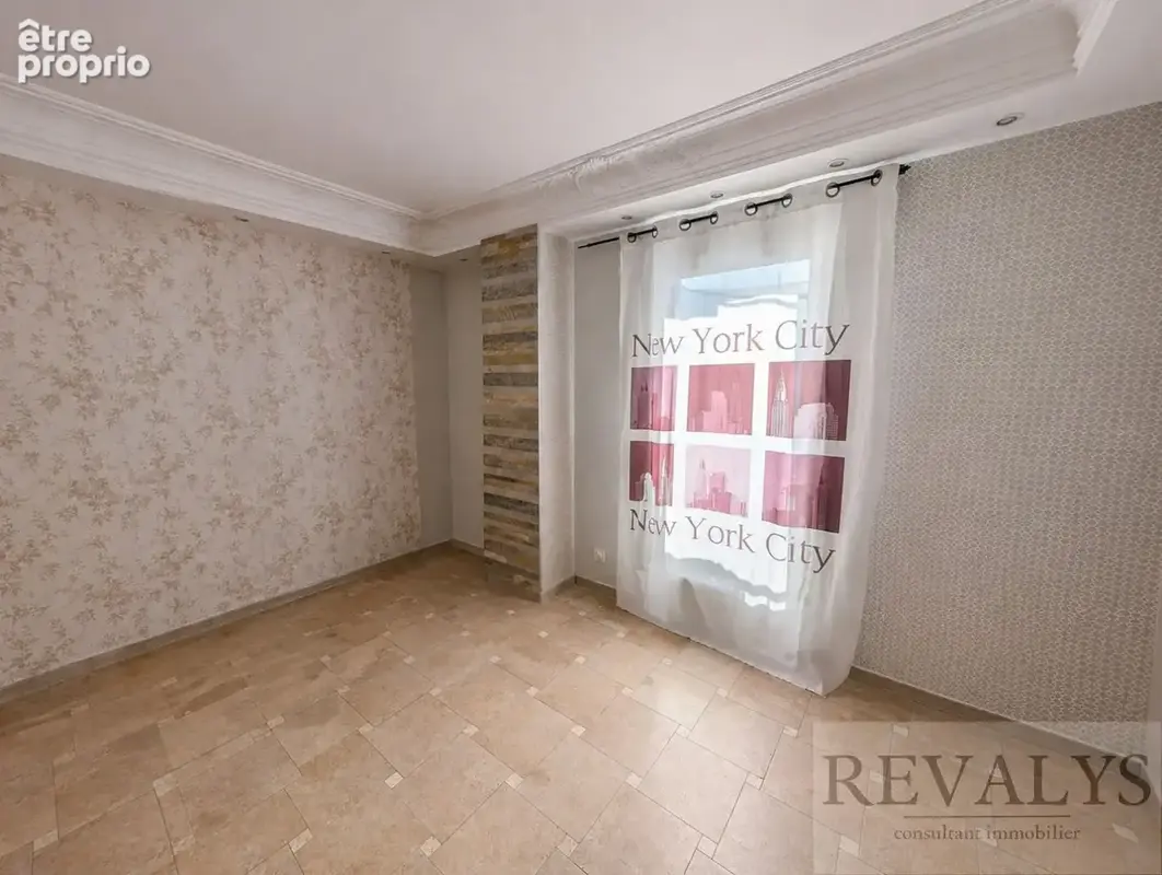 COTE D'OR (21) - LONGVIC - Appartement T4 de 81,90 m² - photo 5