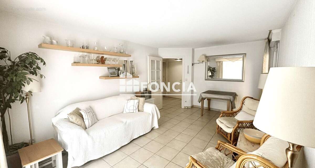 Appartement à FREJUS