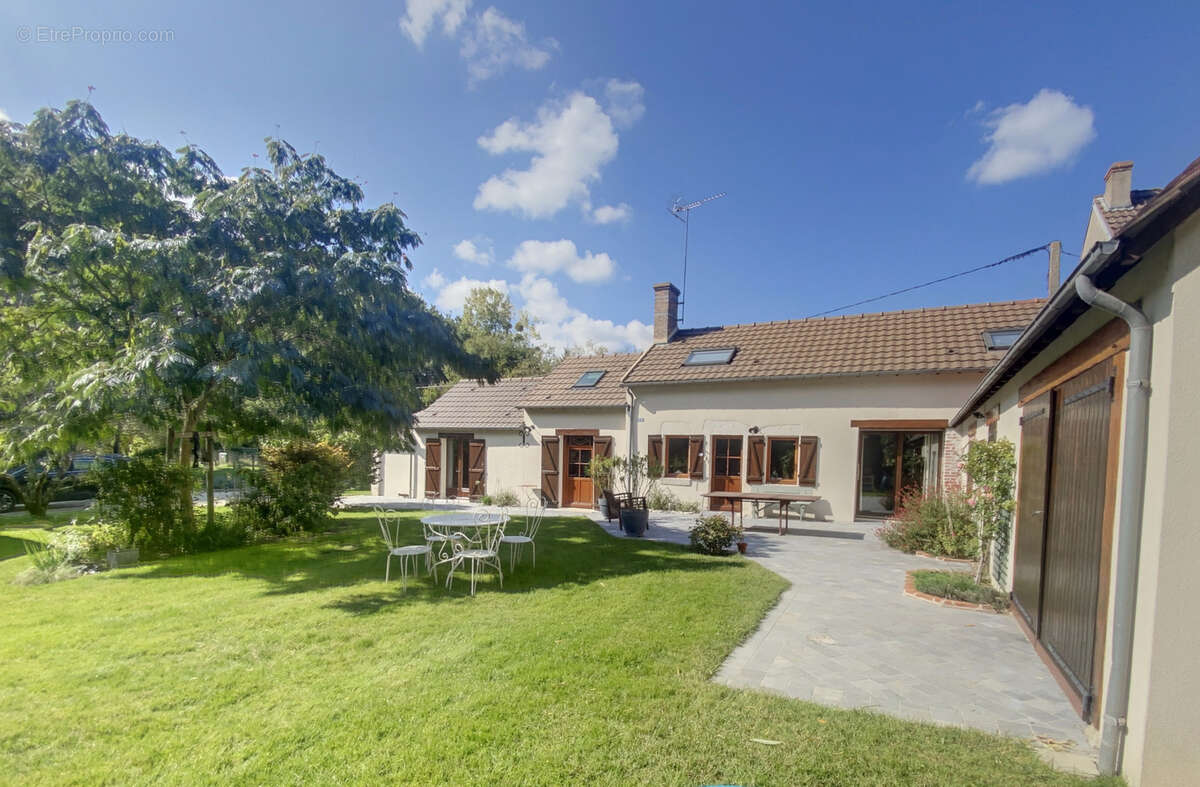 Maison à LAILLY-EN-VAL