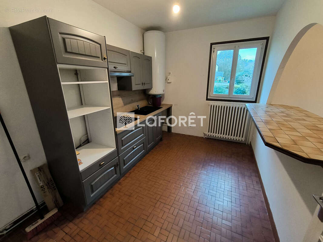 Maison à OINVILLE-SUR-MONTCIENT