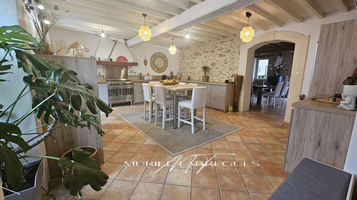 Maison à SAINT-MARTIN-LALANDE