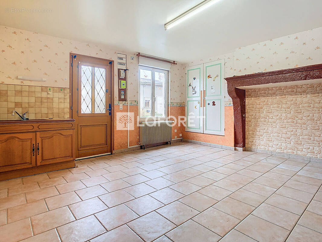 Maison à CHEMINON