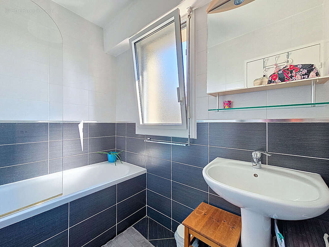 Appartement à BAGNEUX