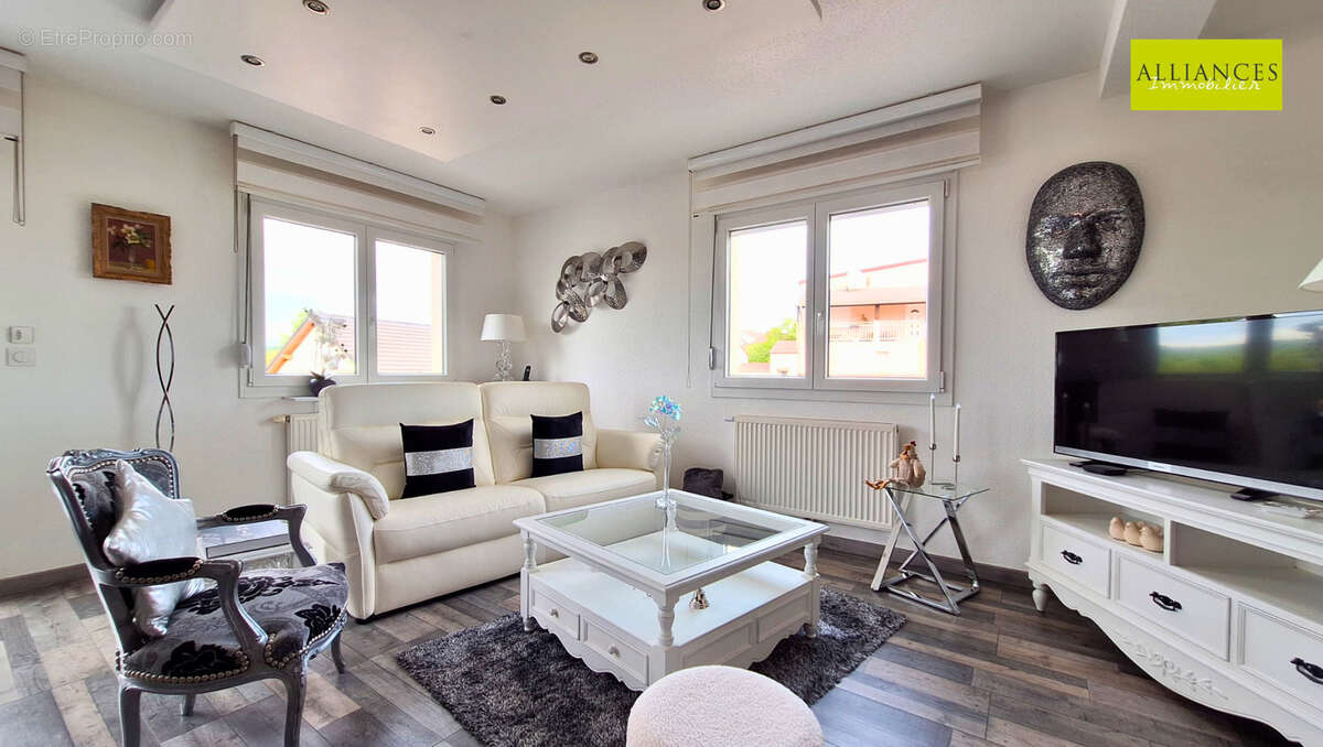 Appartement à BAVILLIERS