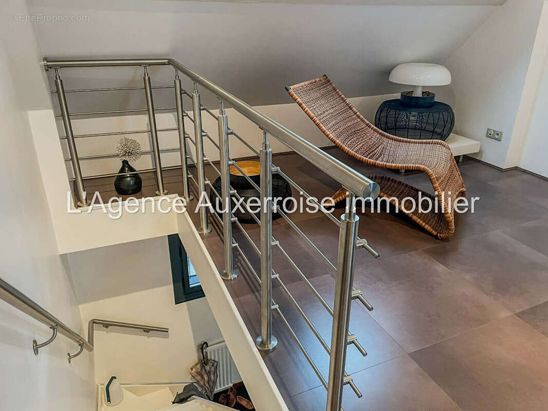 AUXERRE , Maison familiale au calme avec jardin paysagé - photo 7