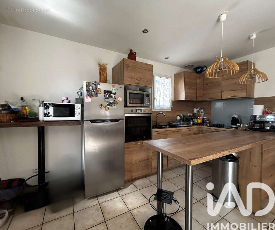 Photo 5 - Maison à ENTRAIGUES-SUR-LA-SORGUE