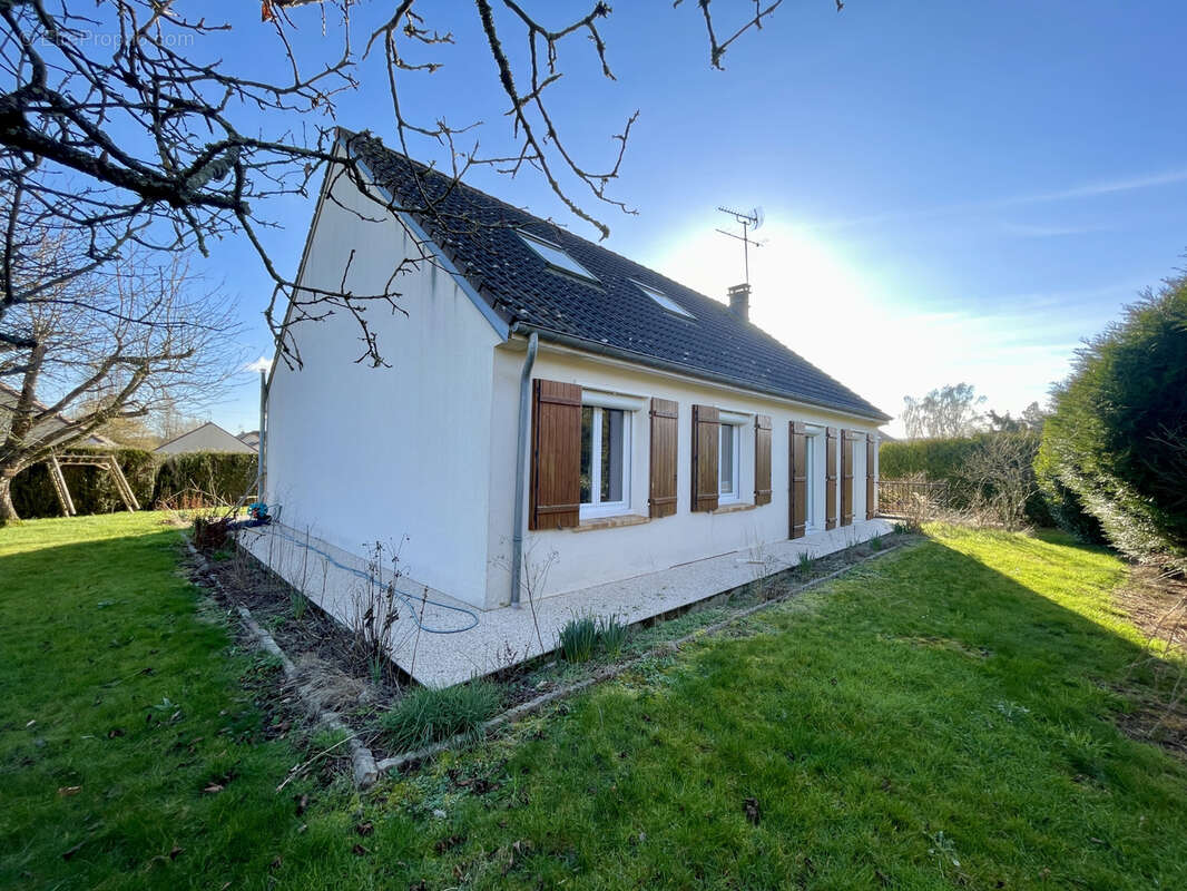 Maison à SASSEY