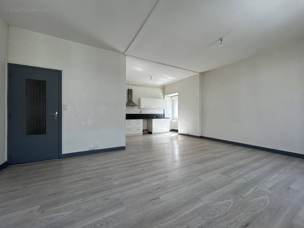 Appartement à LANGOGNE