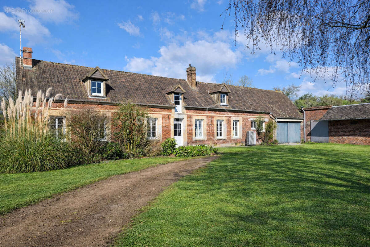 Maison à SAINT-CREPIN-IBOUVILLERS