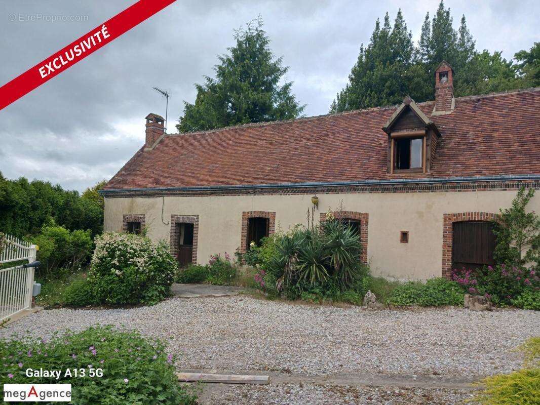 Maison à LA LANDE-SUR-EURE