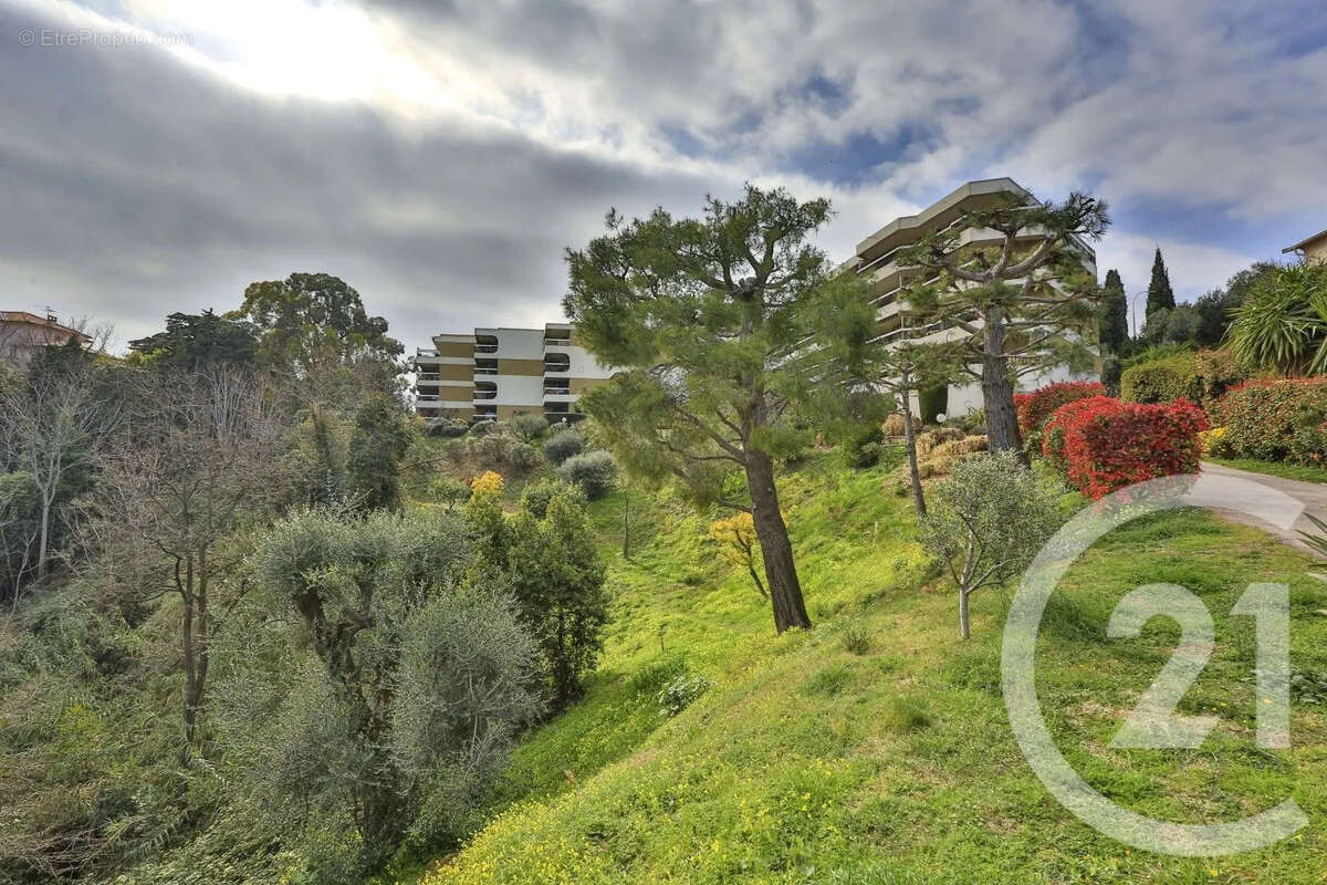 Appartement 70 m² à Nice  - photo 14