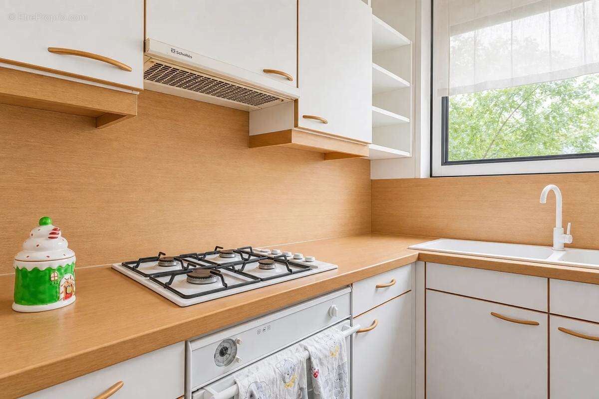 Appartement 2 pièces de 50 m² à Fontenay-aux-Roses - photo 5