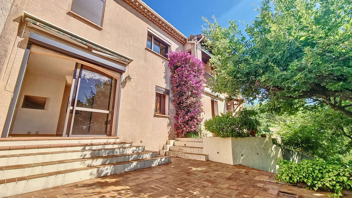 Maison à FREJUS