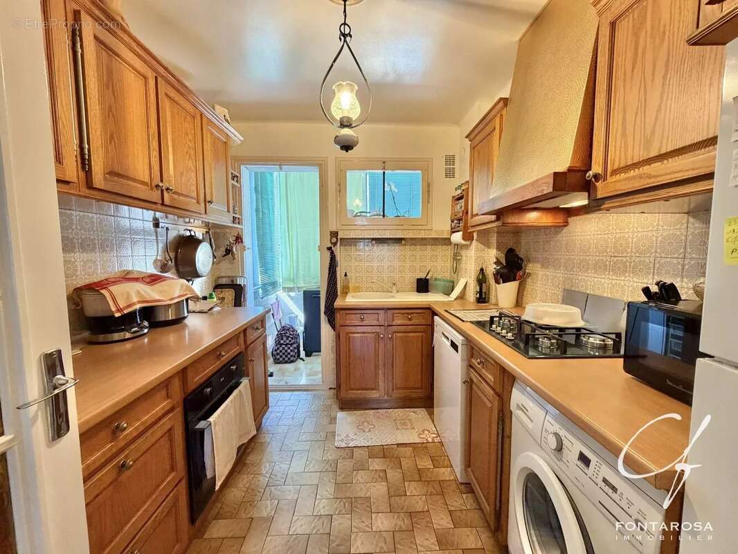 Appartement à SAINT-RAPHAEL