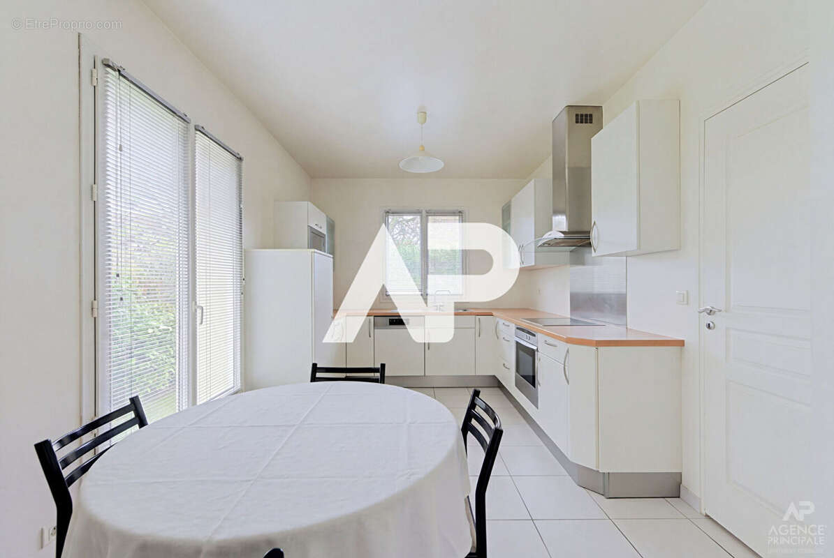 Maison à RUEIL-MALMAISON