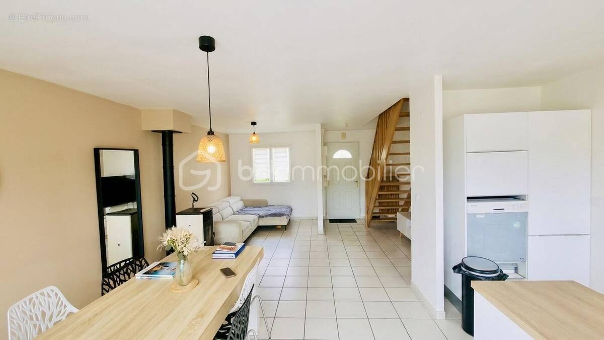 Maison à COURCELLES-LES-LENS