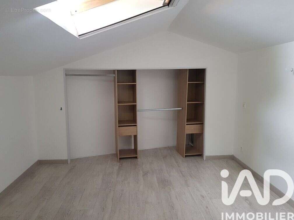 Appartement 58 m² à Istres  - photo 5