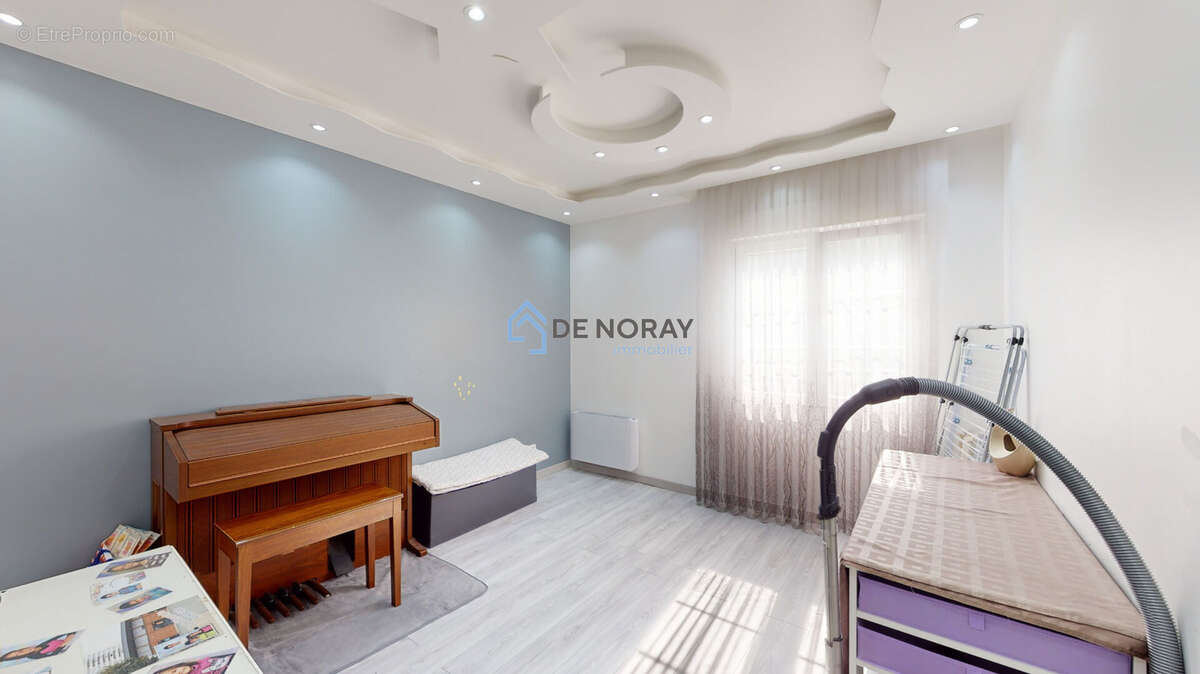 Maison à CHAMBRAY-LES-TOURS