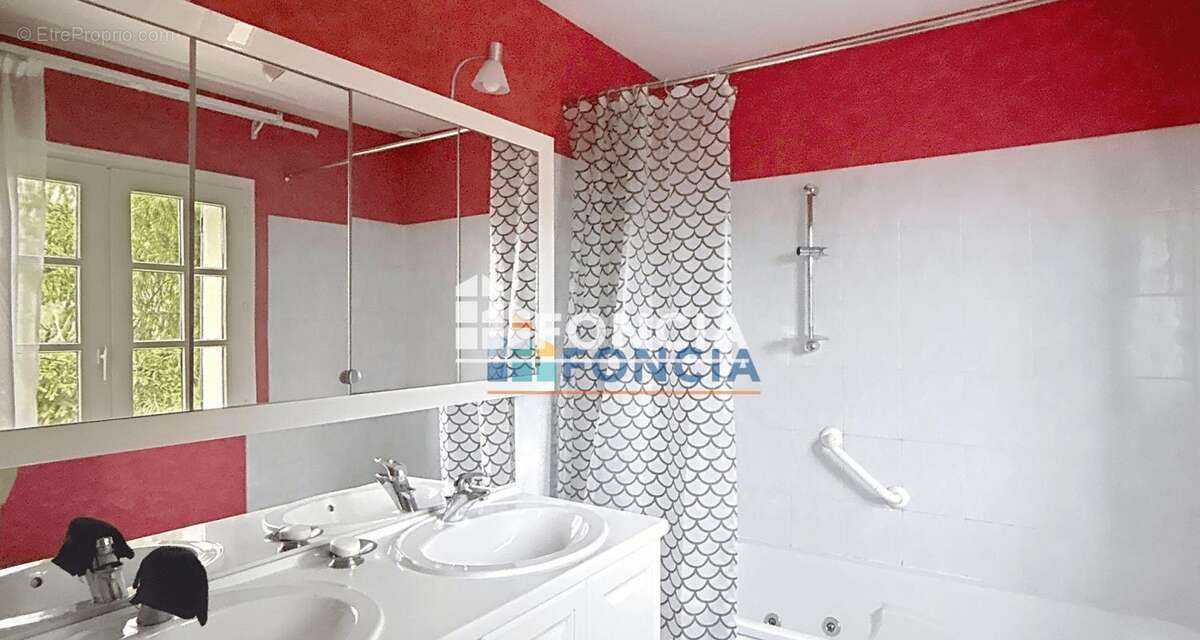 Maison à BIEVILLE-BEUVILLE