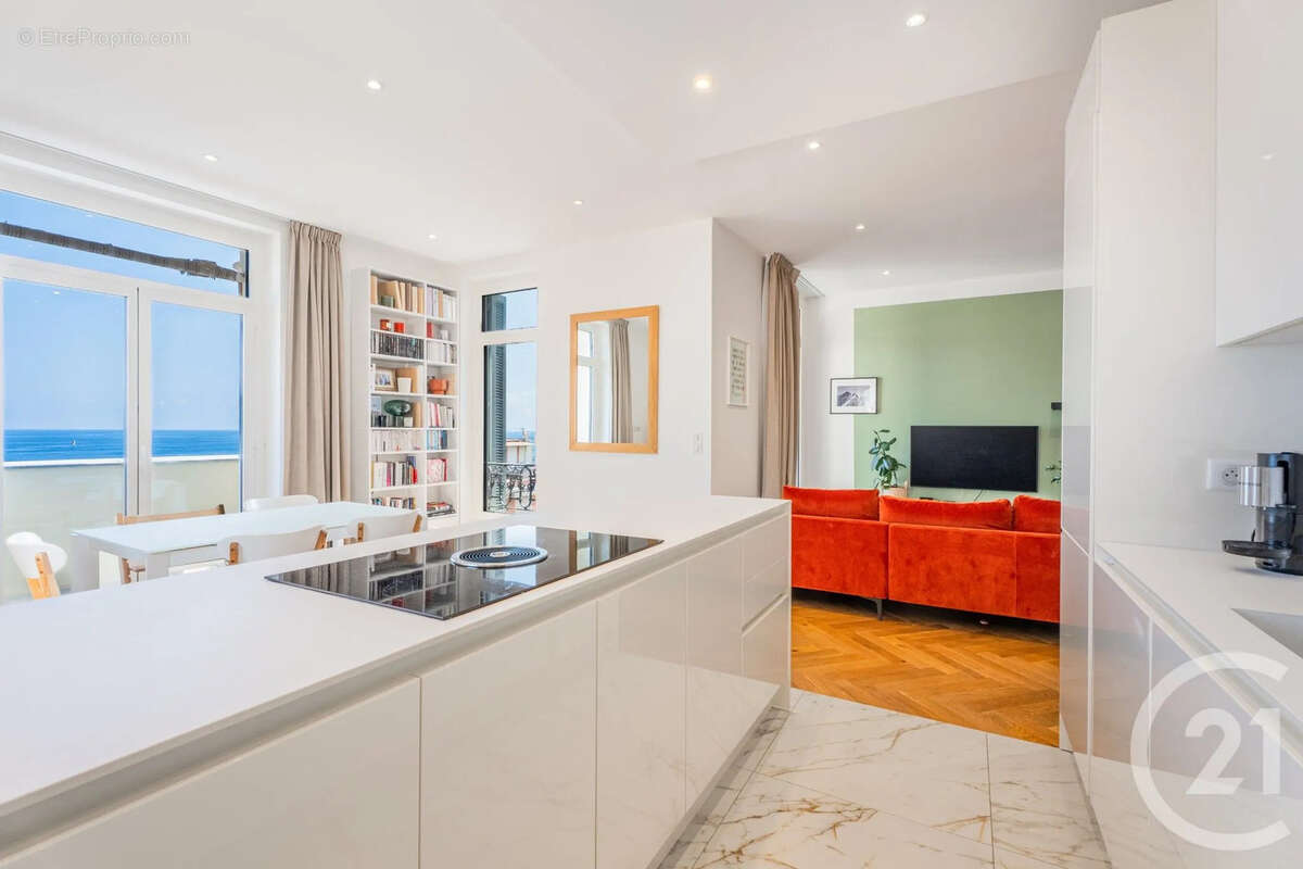 Appartement 87 m² à Menton  - photo 9
