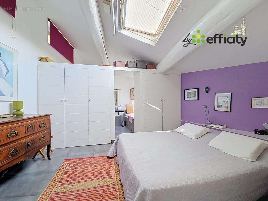 Maison à MARSEILLE-6E