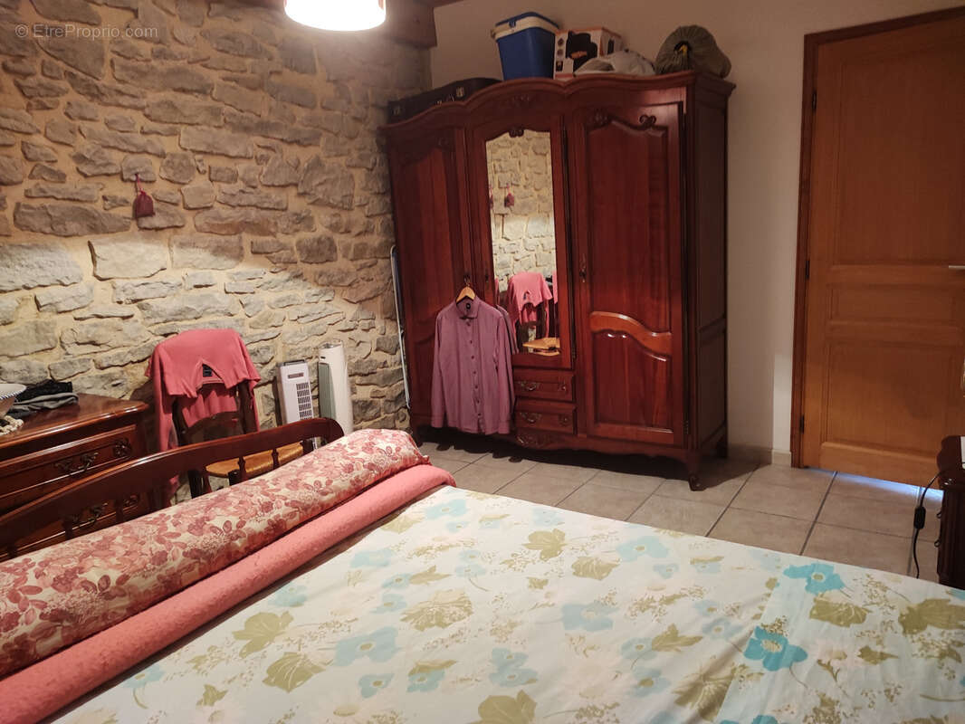 Maison à AZILLE