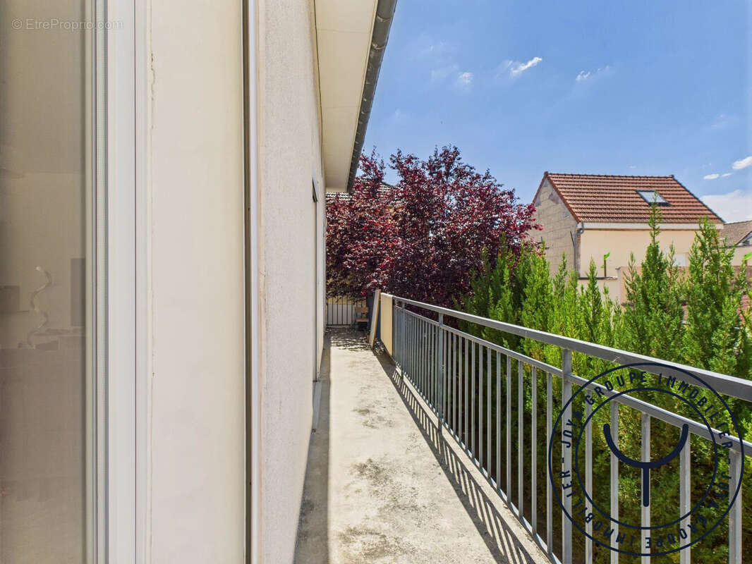Maison à ROMILLY-SUR-SEINE
