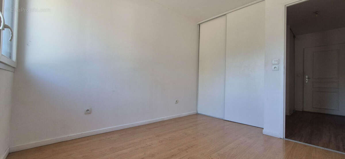 Appartement Bruay La Buissiere 3 pièce(s) 64 m2 - photo 5