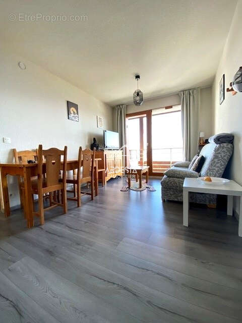 Appartement à LE CHATEL