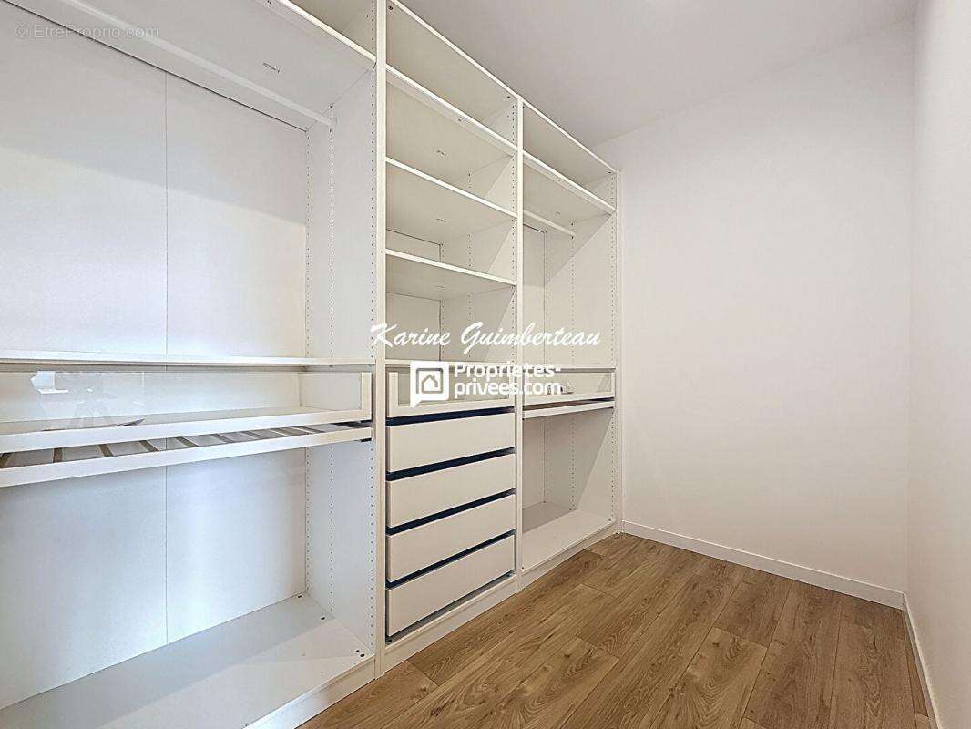 Appartement à FRONSAC