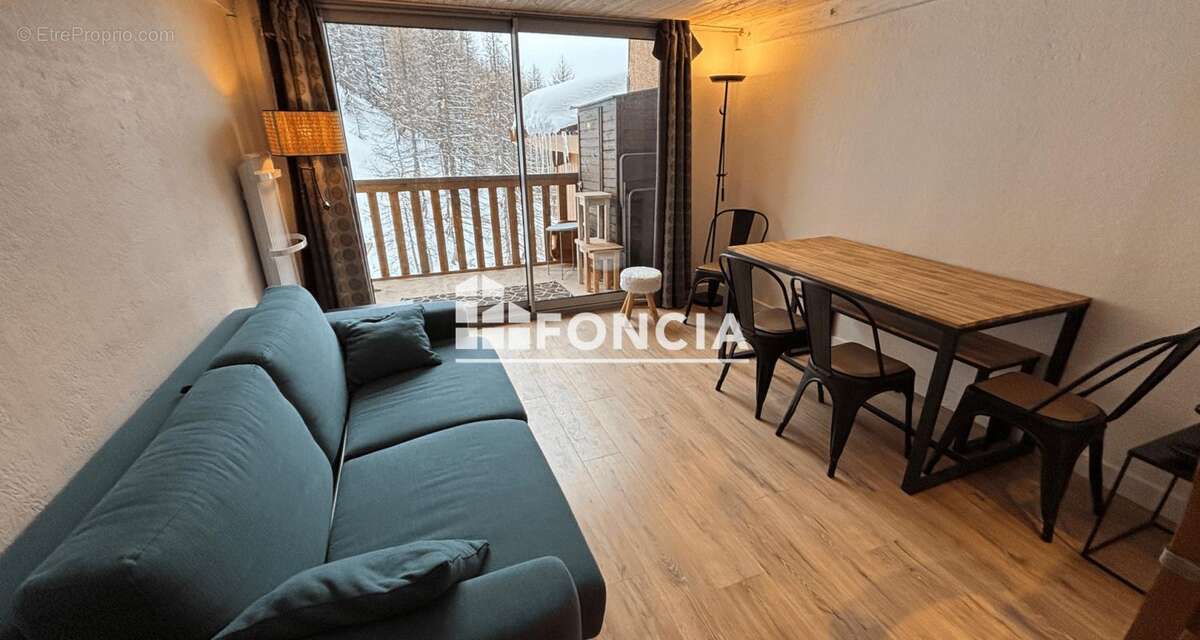 La foux d'allos, 200m du centre,  confortable et chaleureux t3 de 45m2 en duplex, 2 belles chambres, spacieux sejour avec terras - photo 2