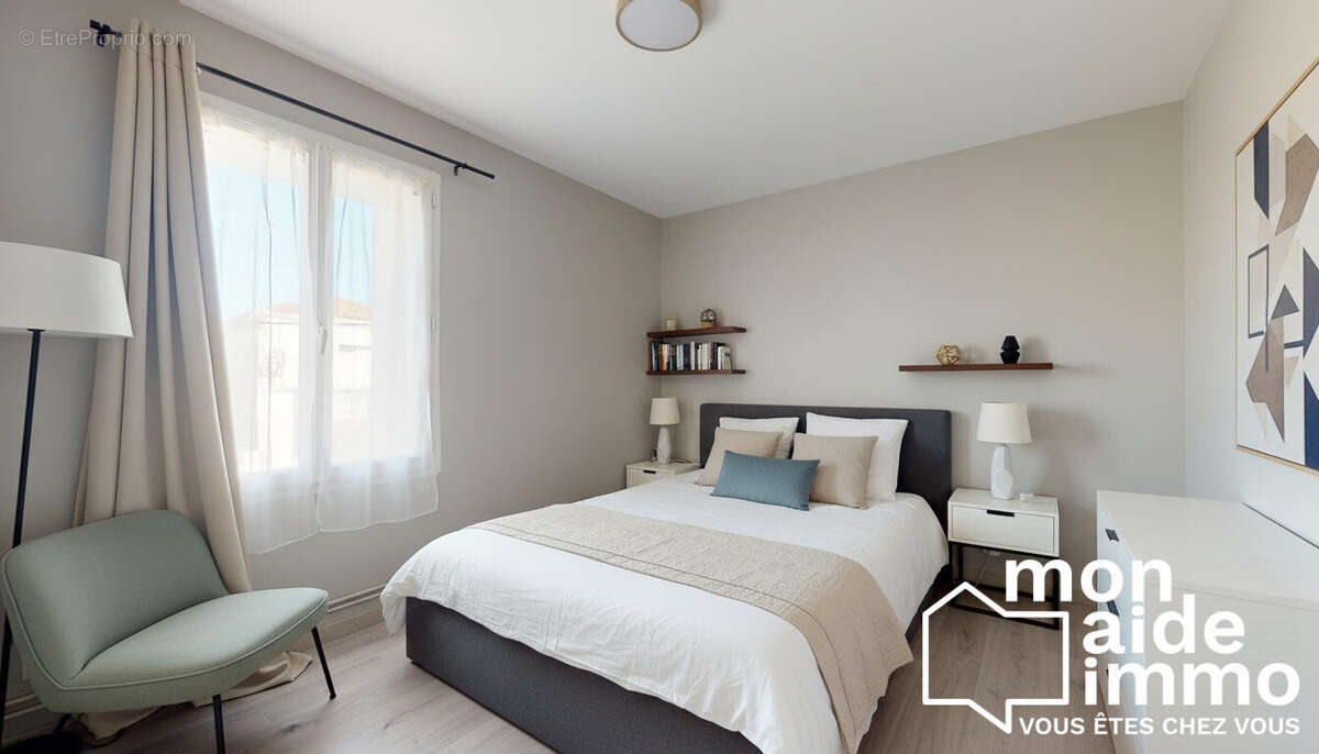 Maison 86 m² à Niort  - photo 4