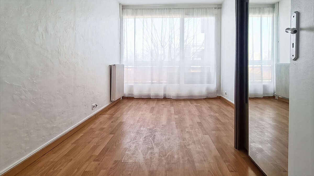 Appartement à ROSNY-SOUS-BOIS