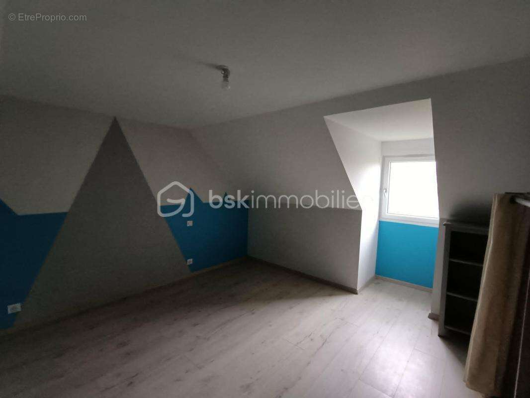 Belle Maison Rénovée en 2019 de 120 m2 et Grange de 200 m2 sise sur 3 877 m2 - photo 9