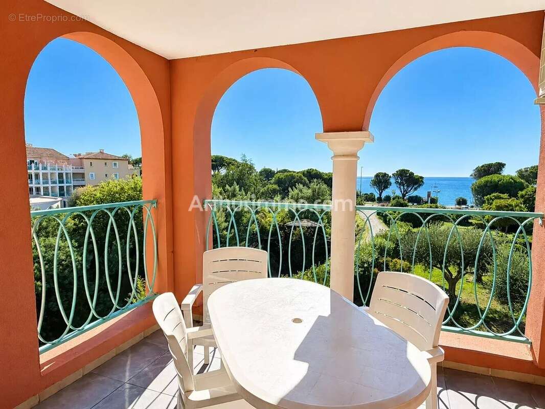 Appartement à LES ISSAMBRES