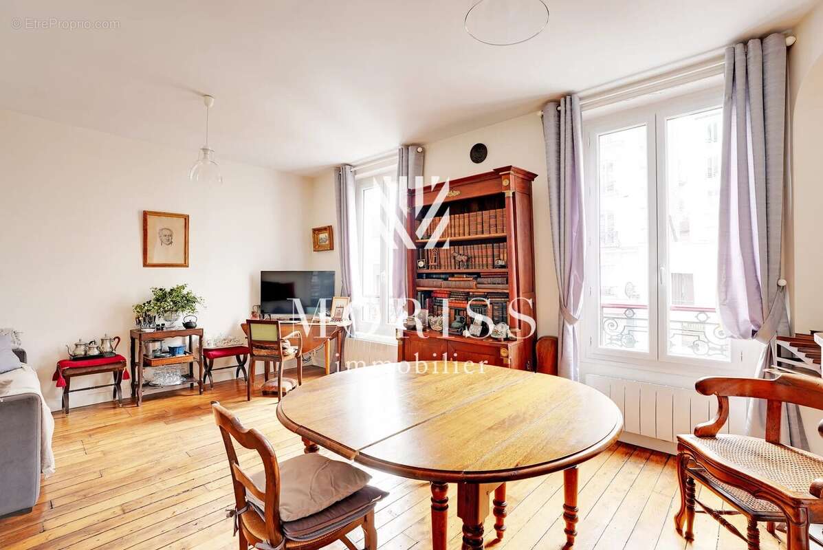 Appartement à PARIS-18E