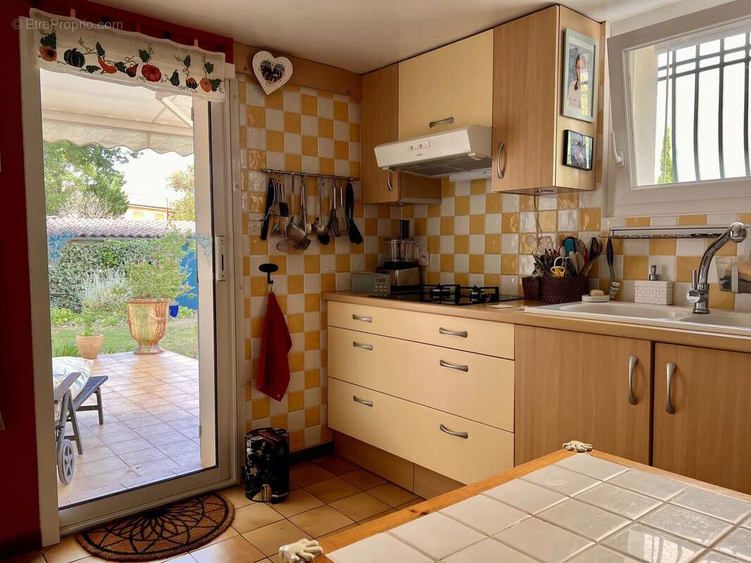 Charmante maison des années 1950 avec jardin et terrasse - photo 4