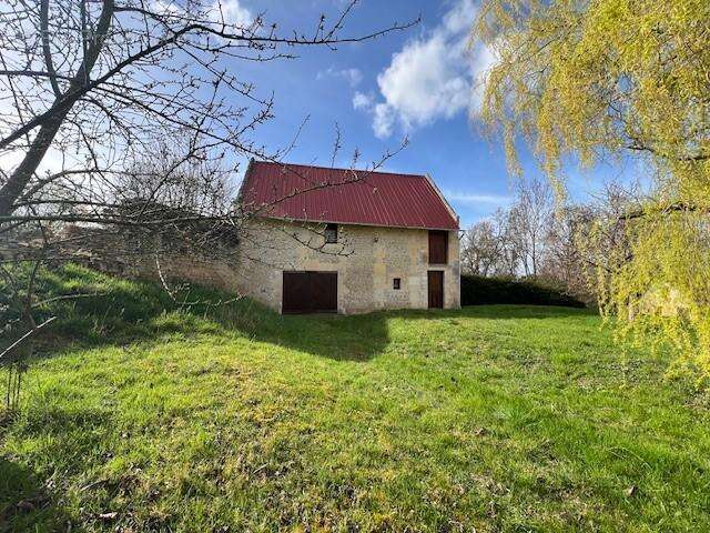 Maison à MEZIDON-CANON