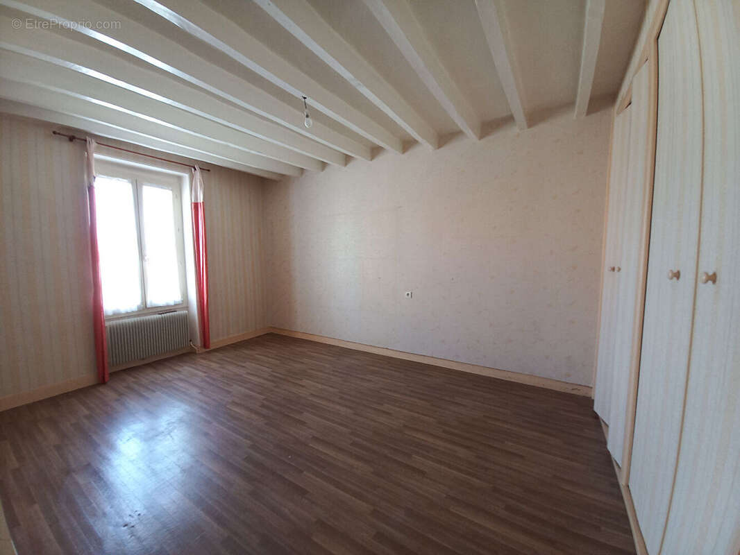 Maison à LA FERTE-BERNARD