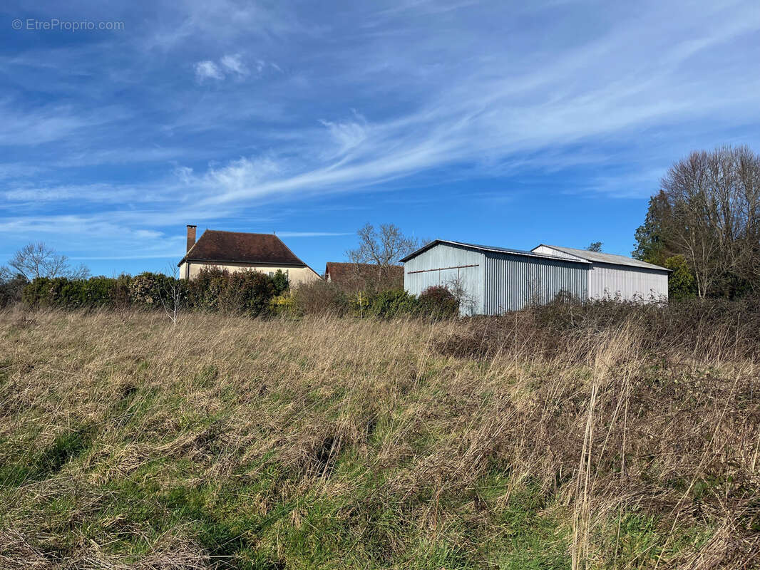 Maison à COUSSAC-BONNEVAL