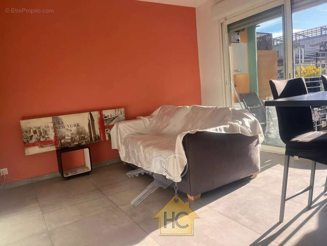 Appartement à PEGOMAS