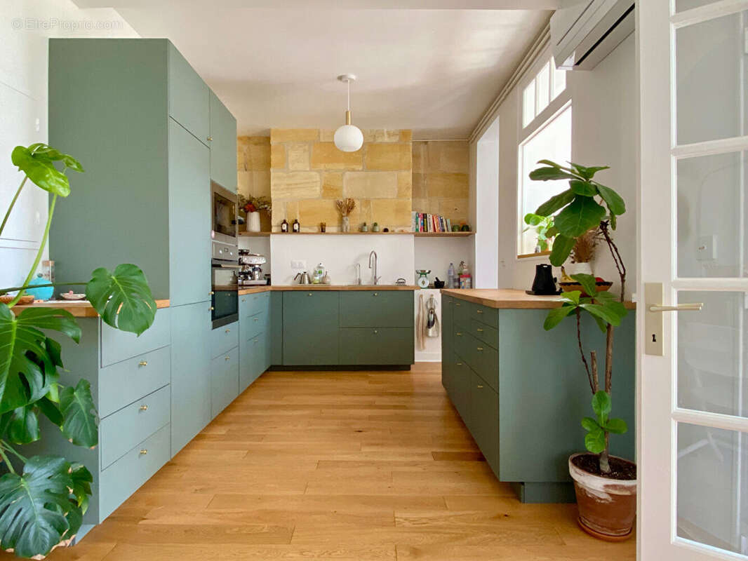 Appartement à BORDEAUX