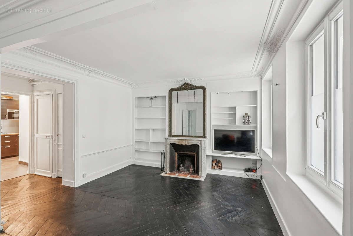 Appartement à PARIS-9E