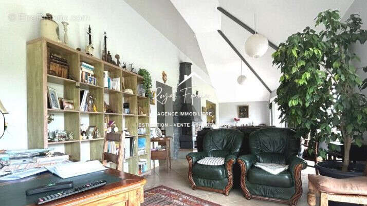 Maison à CHATELLERAULT