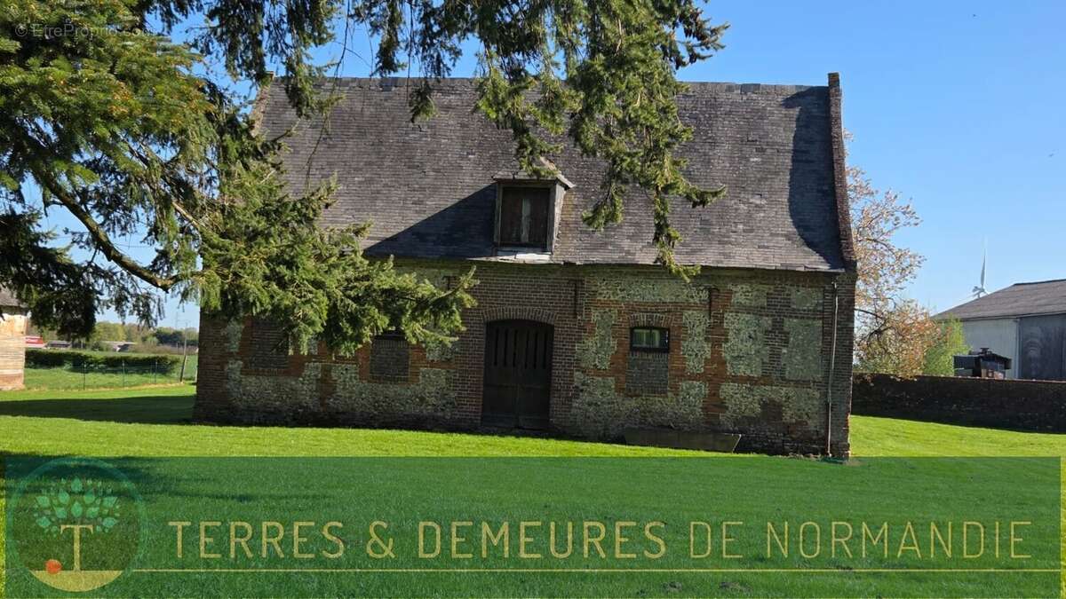 Maison à ILLOIS