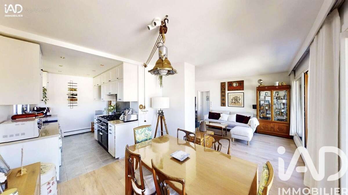 Photo 2 - Appartement à MAISONS-LAFFITTE