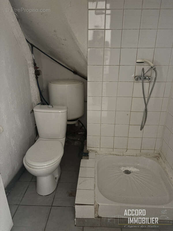 Investissement !! Immeuble de rapport de 3 studios - photo 6