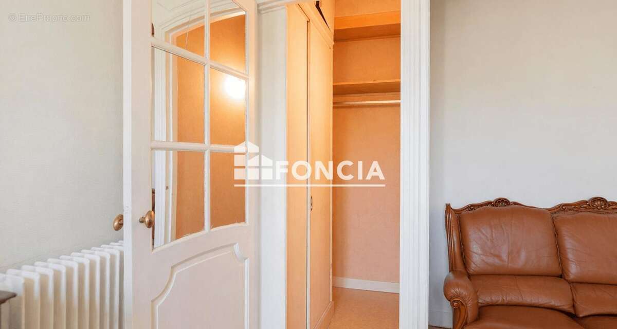 Appartement à PARIS-10E